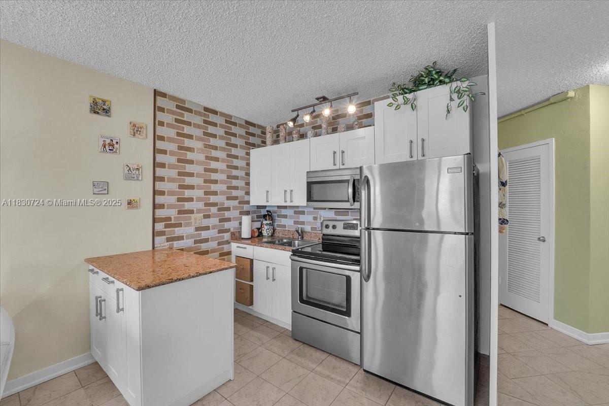 TAROMINA APTS CO-OP - Residential