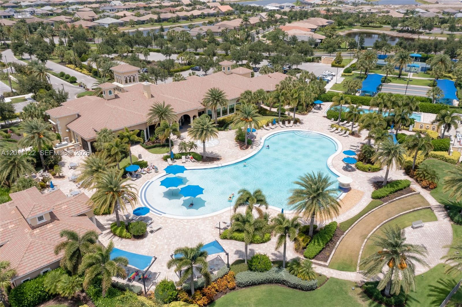 DEL WEBB NAPLES - Residential