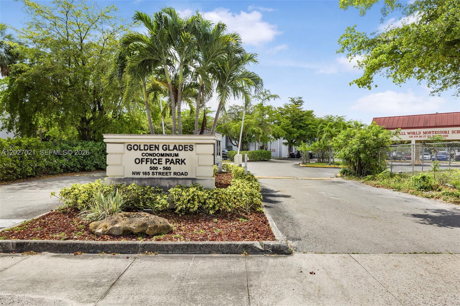 Spacious and versatile Suite 209 available in a centrally located office building. Features a clean interior, ample parking, and easy accessibility for clients and employees. Excellent opportunity for office or professional use.