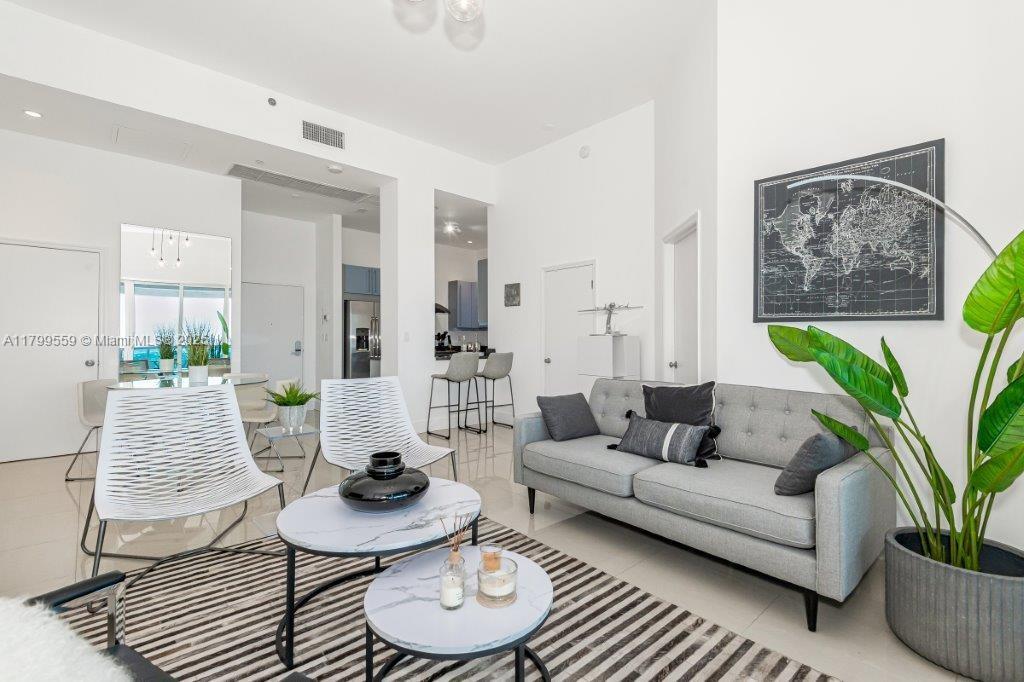 RONEY PALACE CONDO - Residential Lease