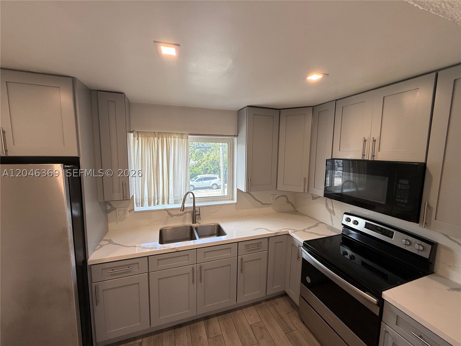 36TH ST LAWNS - Residential Lease