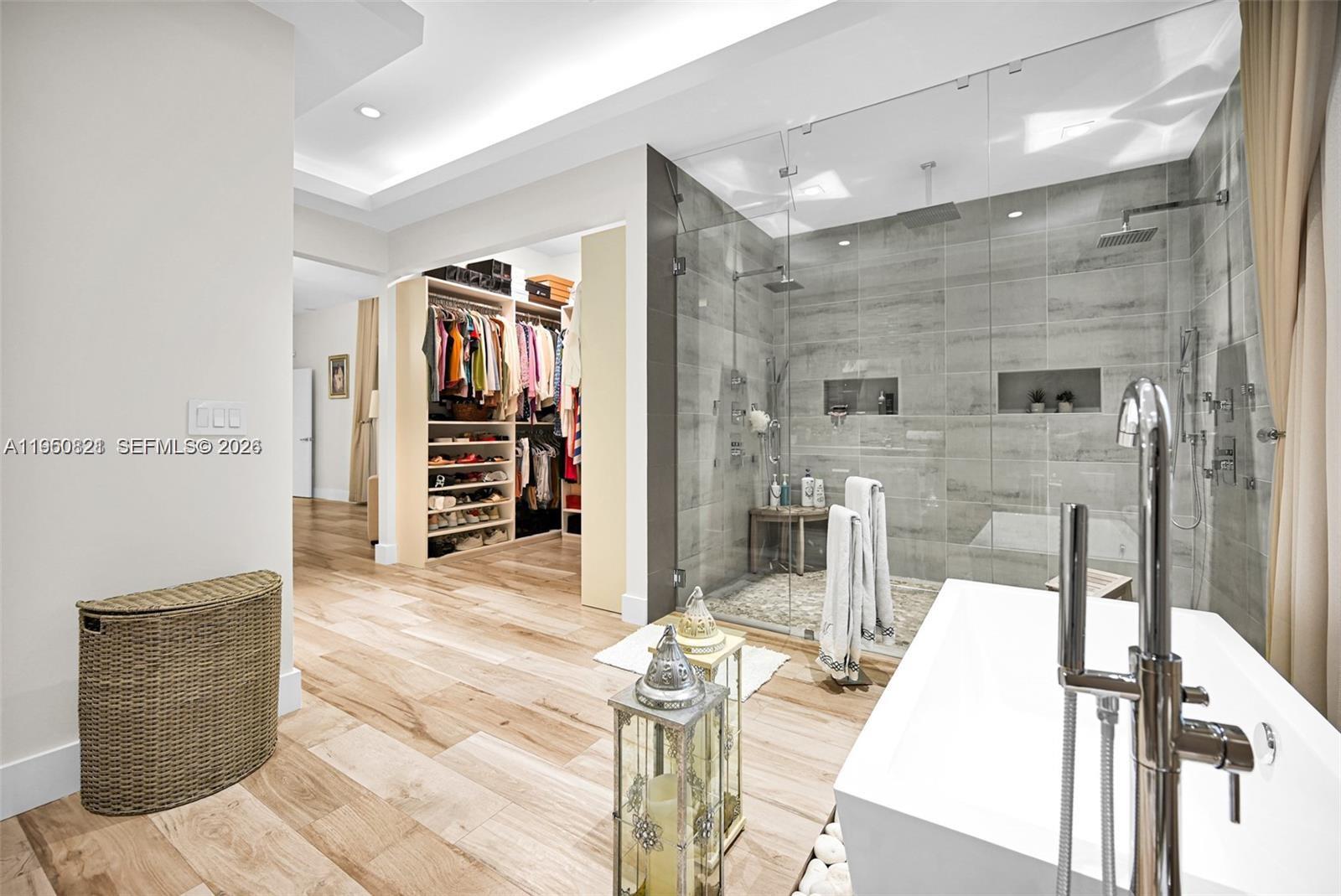 SWEETWATER ESTS SUB - Residential