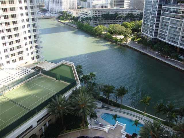 CARBONELL CONDO - Residential