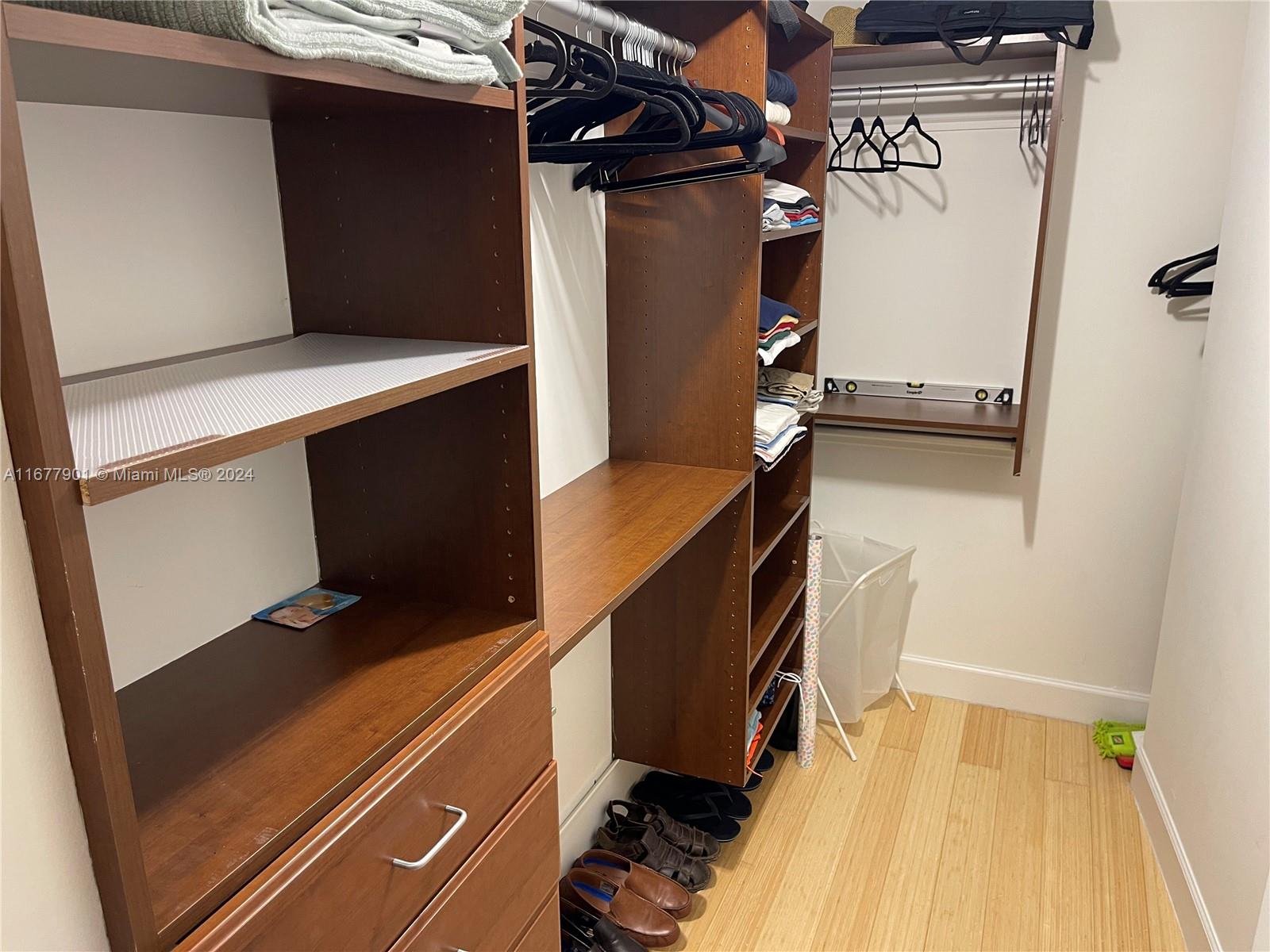 CARBONELL CONDO - Residential