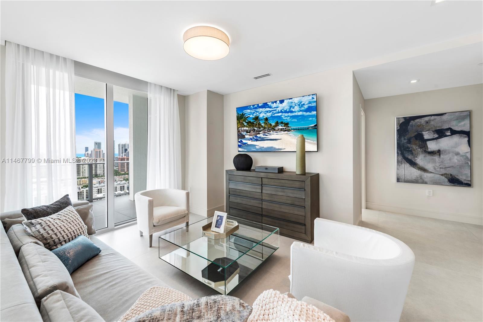 PARQUE TOWERS CONDO - Residential