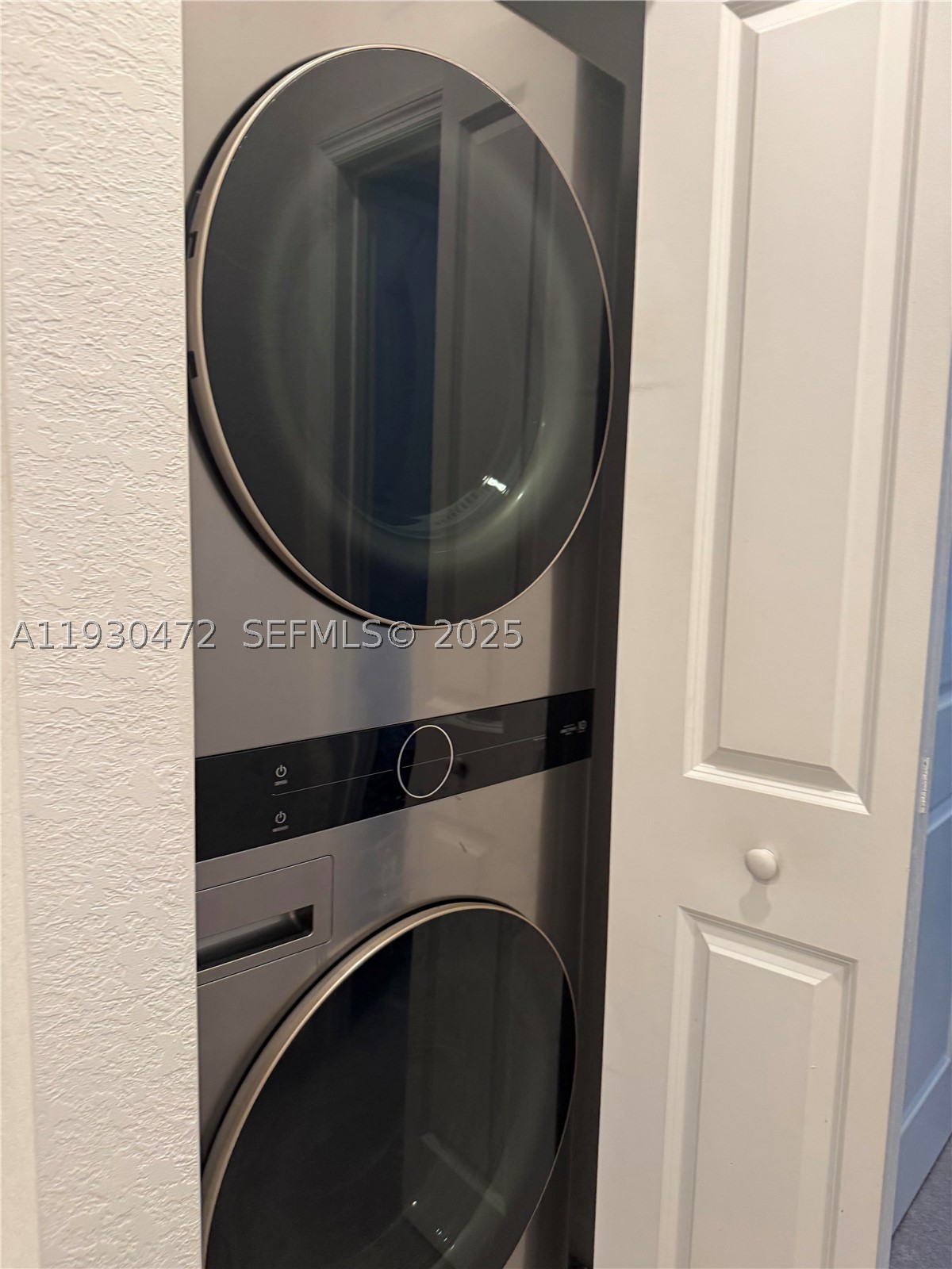 KENDALL ASSEMBLAGE SOTUH - Residential