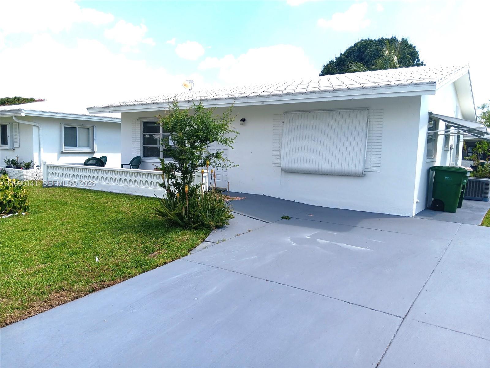 MAINLANDS OF TAMARAC LAKE - Residential