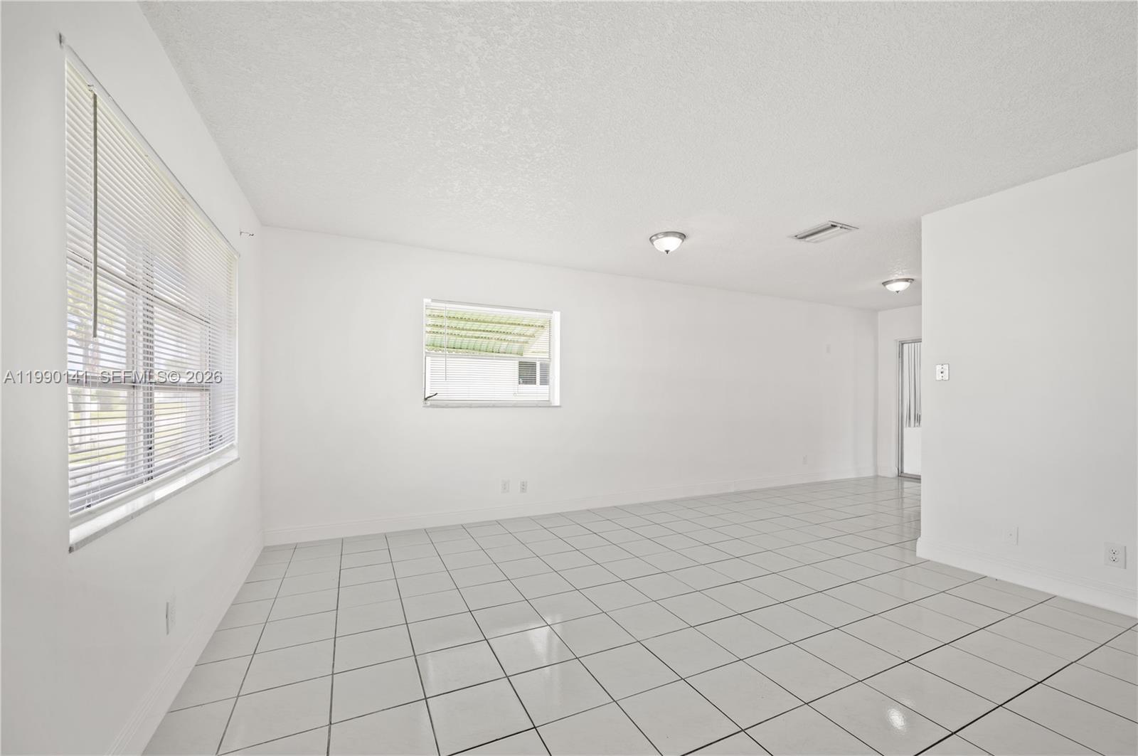 MAINLANDS OF TAMARAC LAKE - Residential