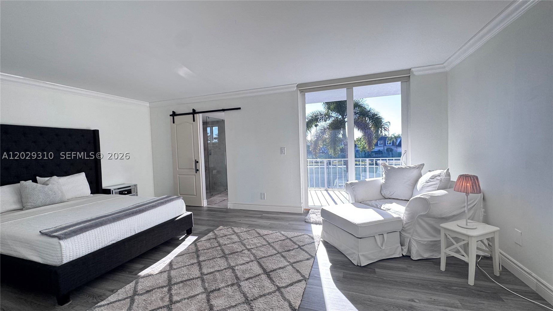 TOWNHOUSES OF VENETIAN PA - Residential