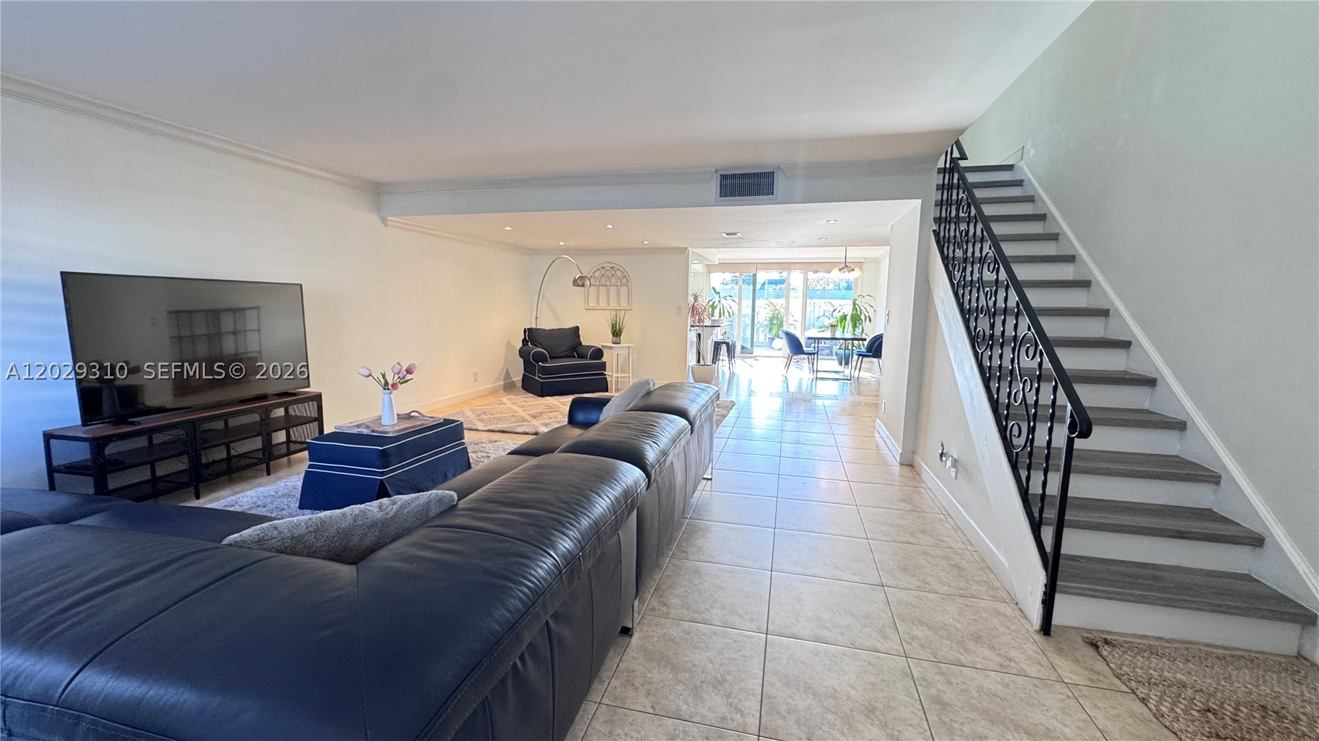 TOWNHOUSES OF VENETIAN PA - Residential
