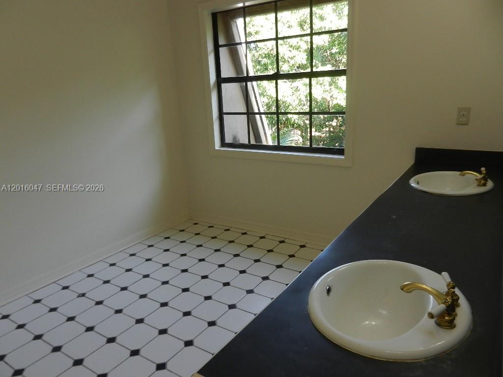 REDLAND - Residential