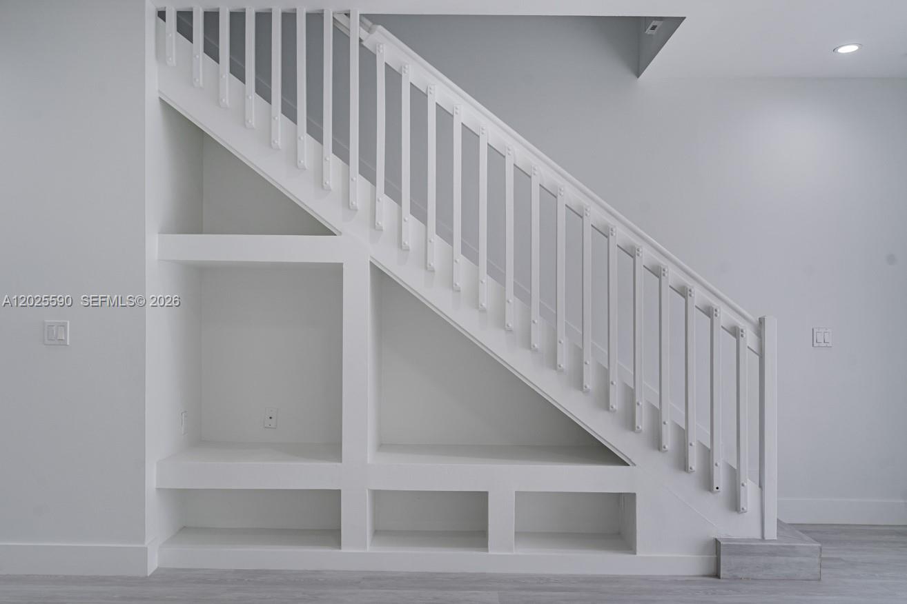 SECTORS 3 & 4 BOUNDARY PL - Residential Lease