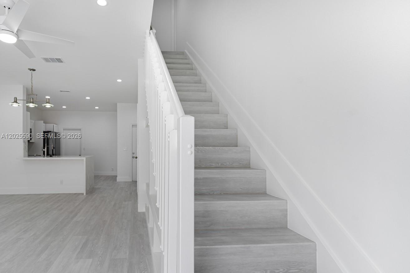SECTORS 3 & 4 BOUNDARY PL - Residential Lease