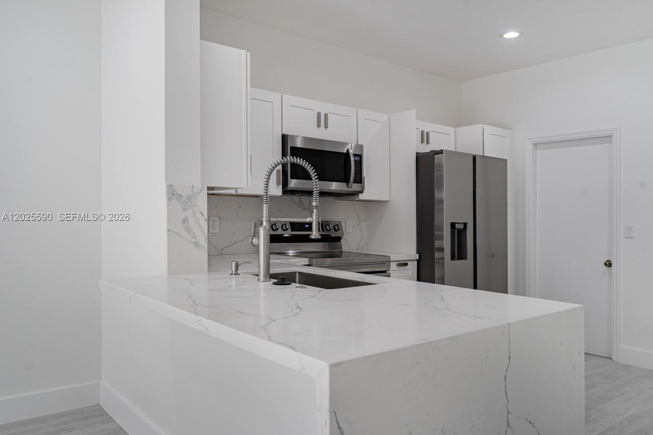 SECTORS 3 & 4 BOUNDARY PL - Residential Lease