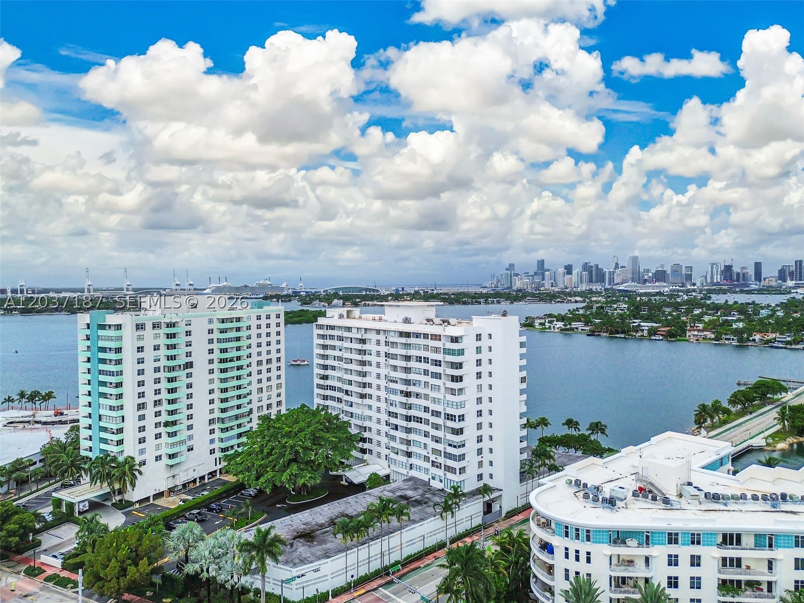 BELLE ISLE - Residential