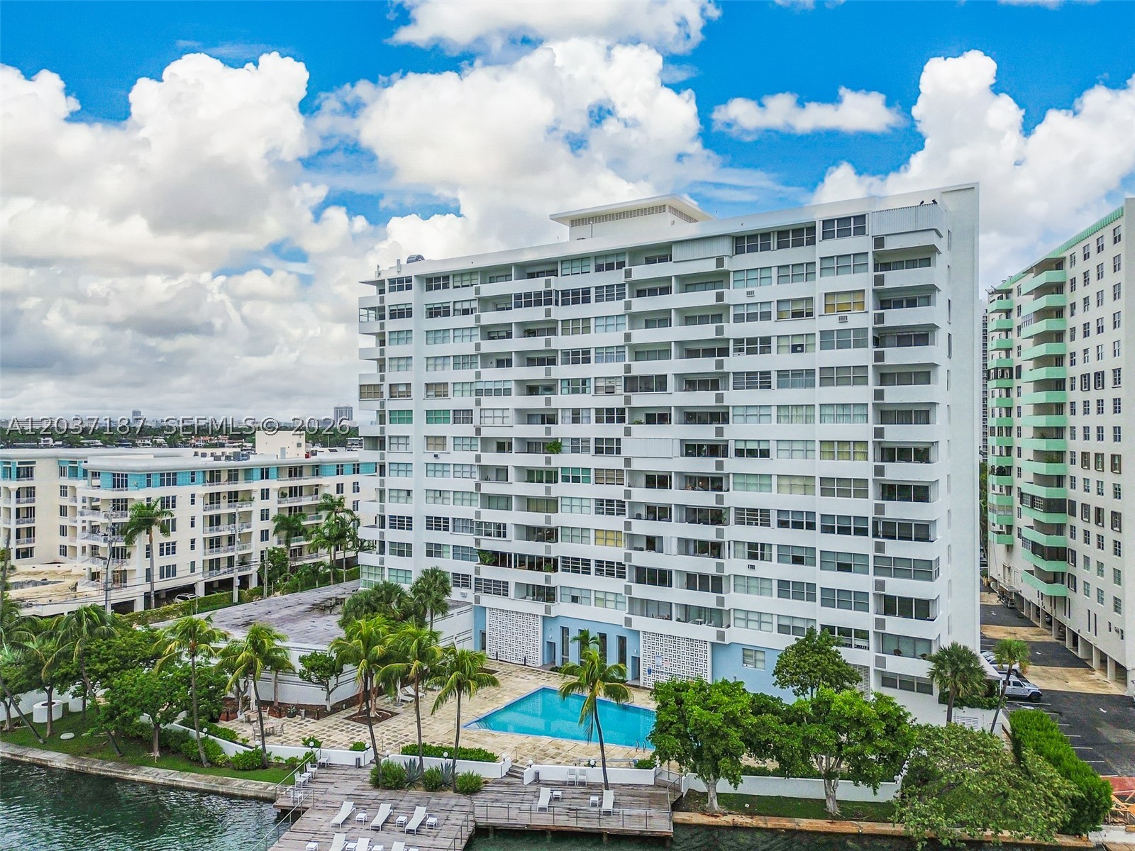 BELLE ISLE - Residential