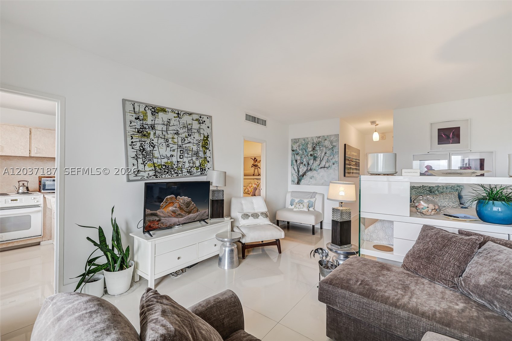 BELLE ISLE - Residential