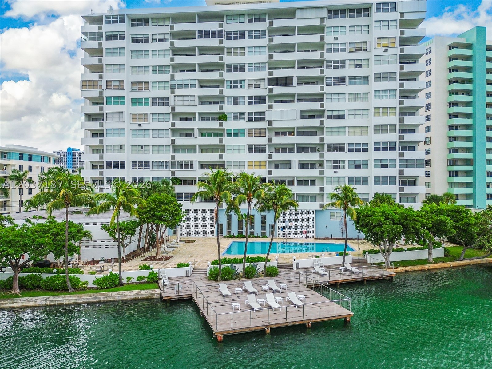 BELLE ISLE - Residential