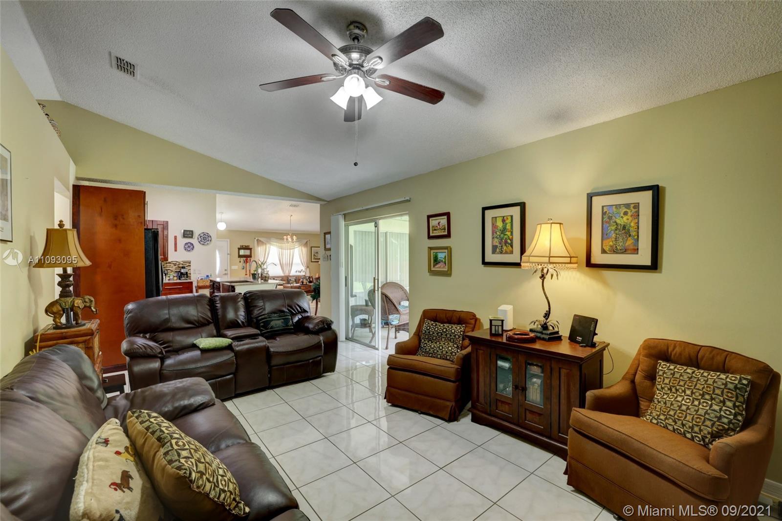 PORT ST LUCIE SECTION 33 - Residential