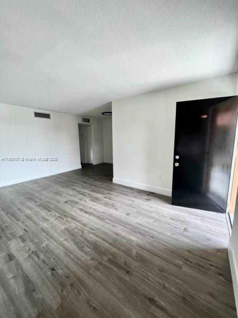 KINGS CASTLE CONDO - Residential