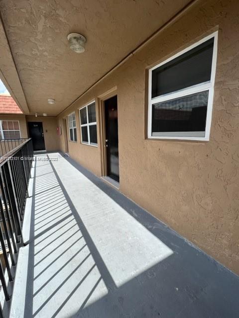 KINGS CASTLE CONDO - Residential
