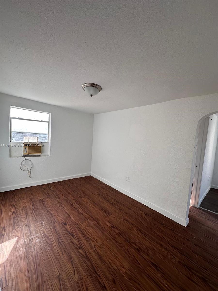 GARDEN CITY - Residential Lease