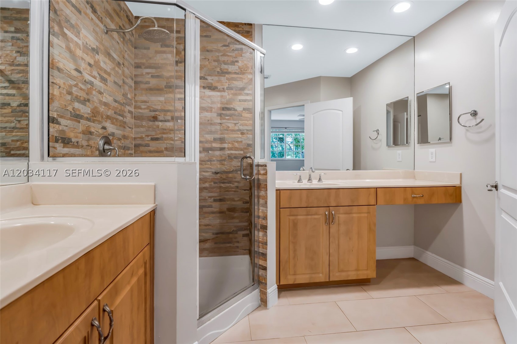 SADDLE BRIDGE - Residential