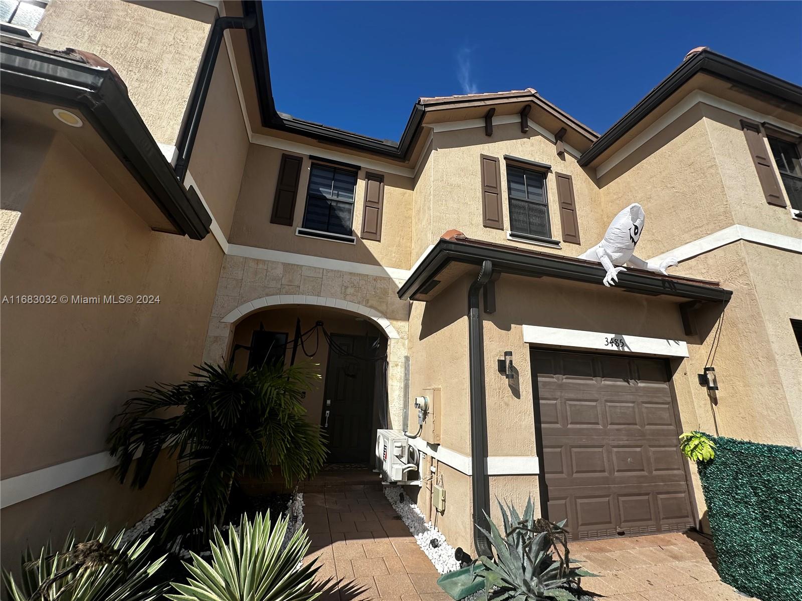 AQUABELLA SECTION TWO - Residential