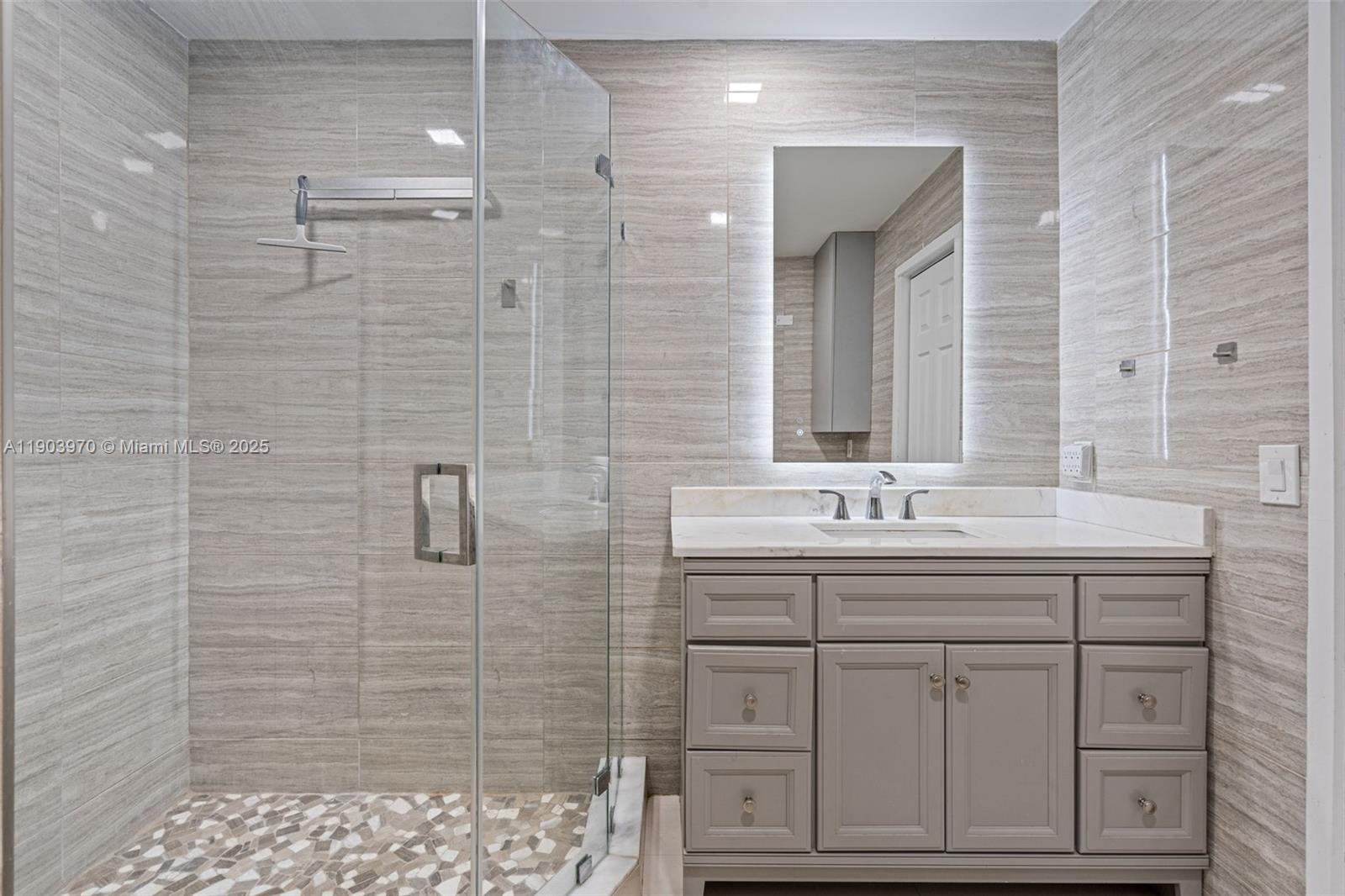 WEITZER SHAUNA MEADOWS SE - Residential
