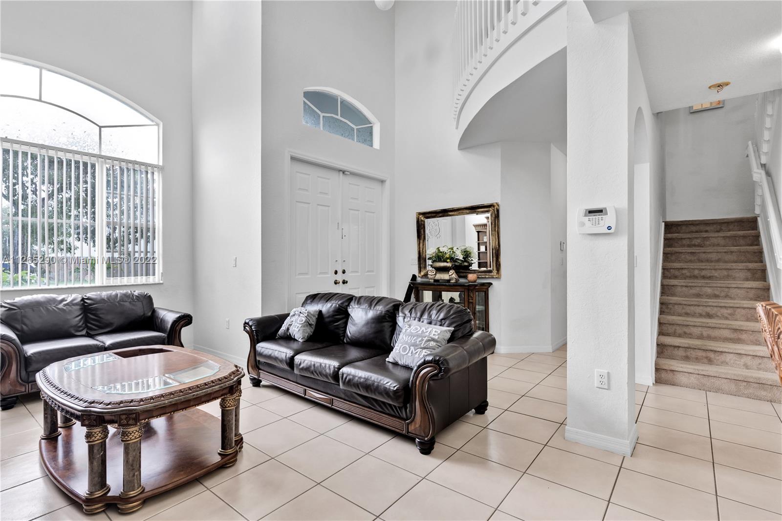 VITRAN AT NARANJA ESTATES - Residential