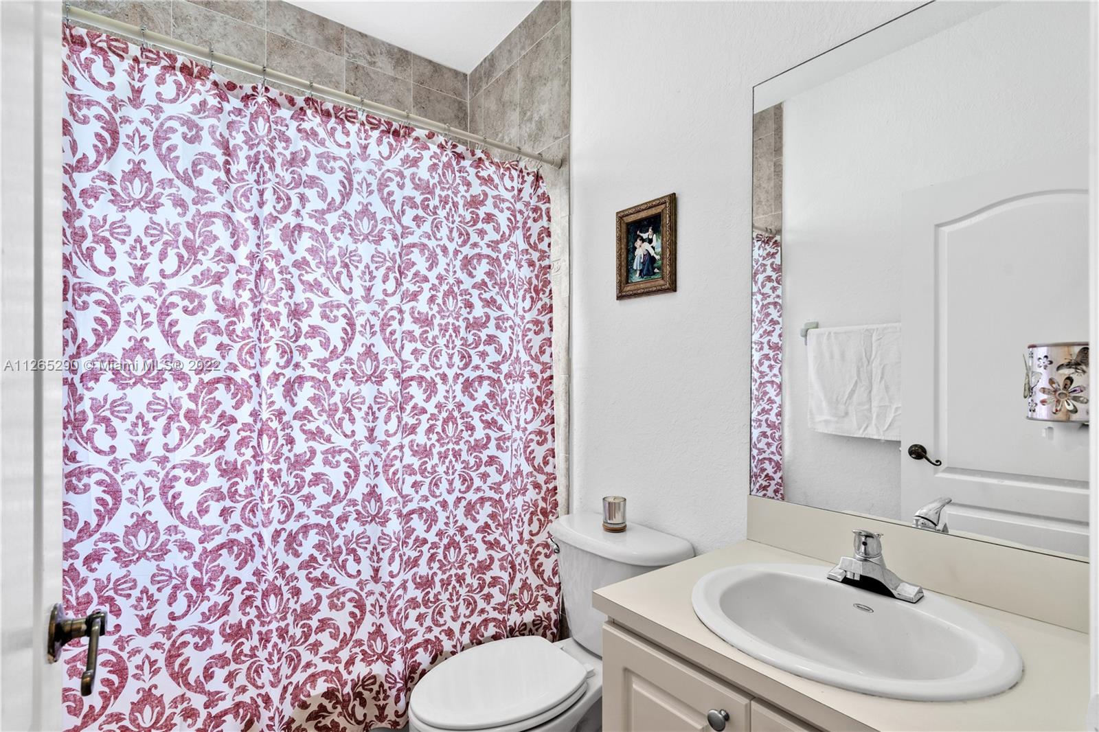 VITRAN AT NARANJA ESTATES - Residential