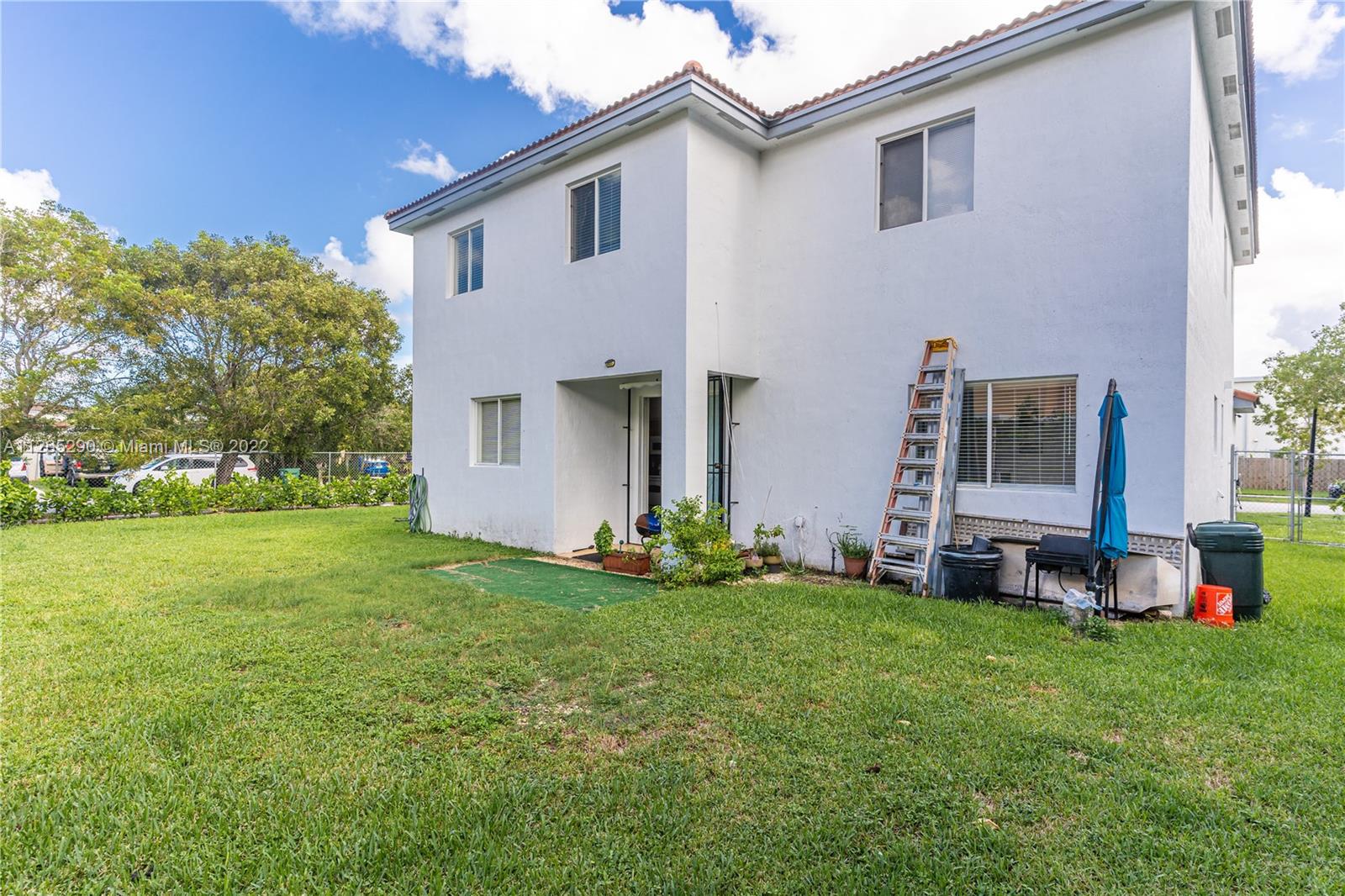 VITRAN AT NARANJA ESTATES - Residential