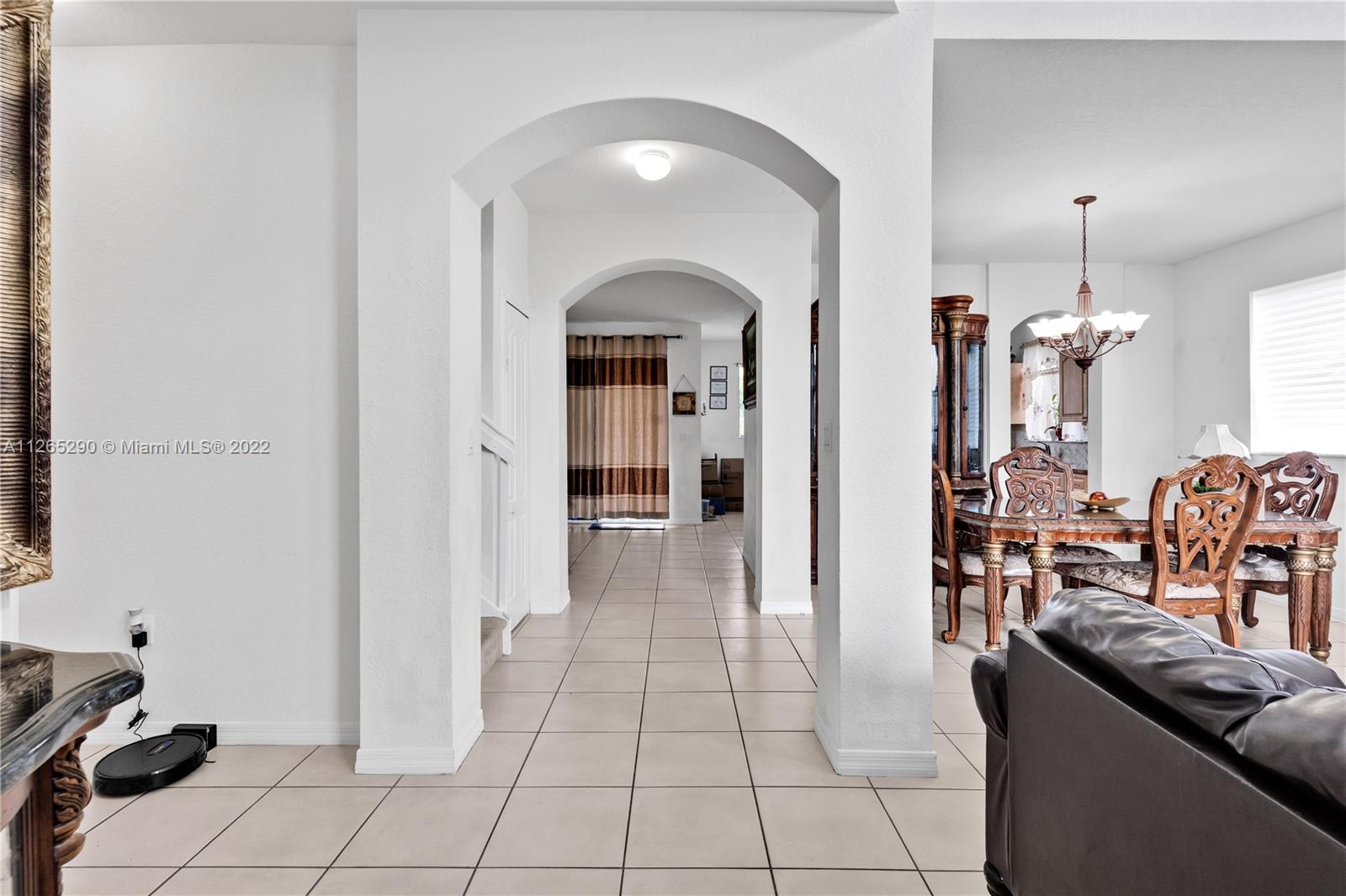 VITRAN AT NARANJA ESTATES - Residential