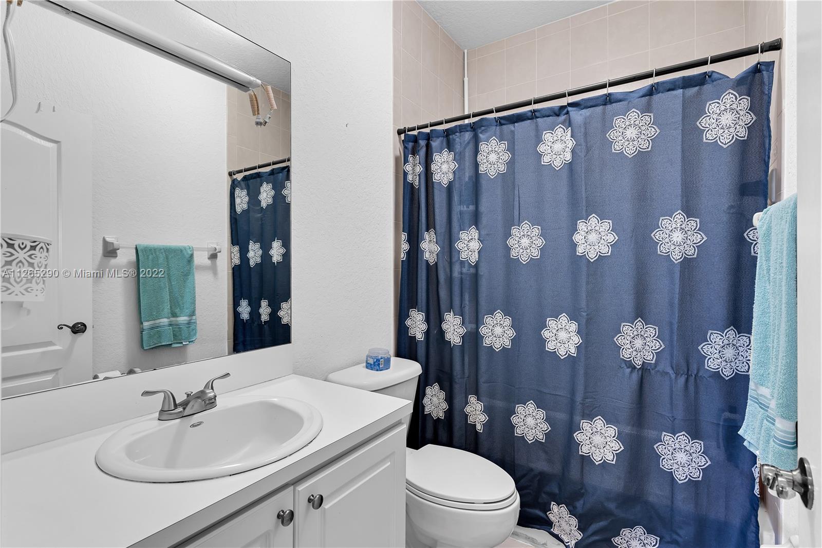 VITRAN AT NARANJA ESTATES - Residential