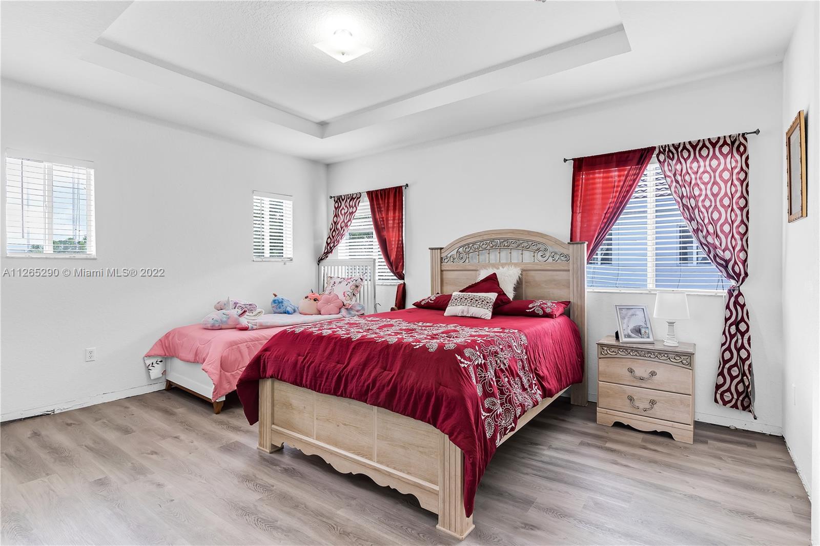 VITRAN AT NARANJA ESTATES - Residential