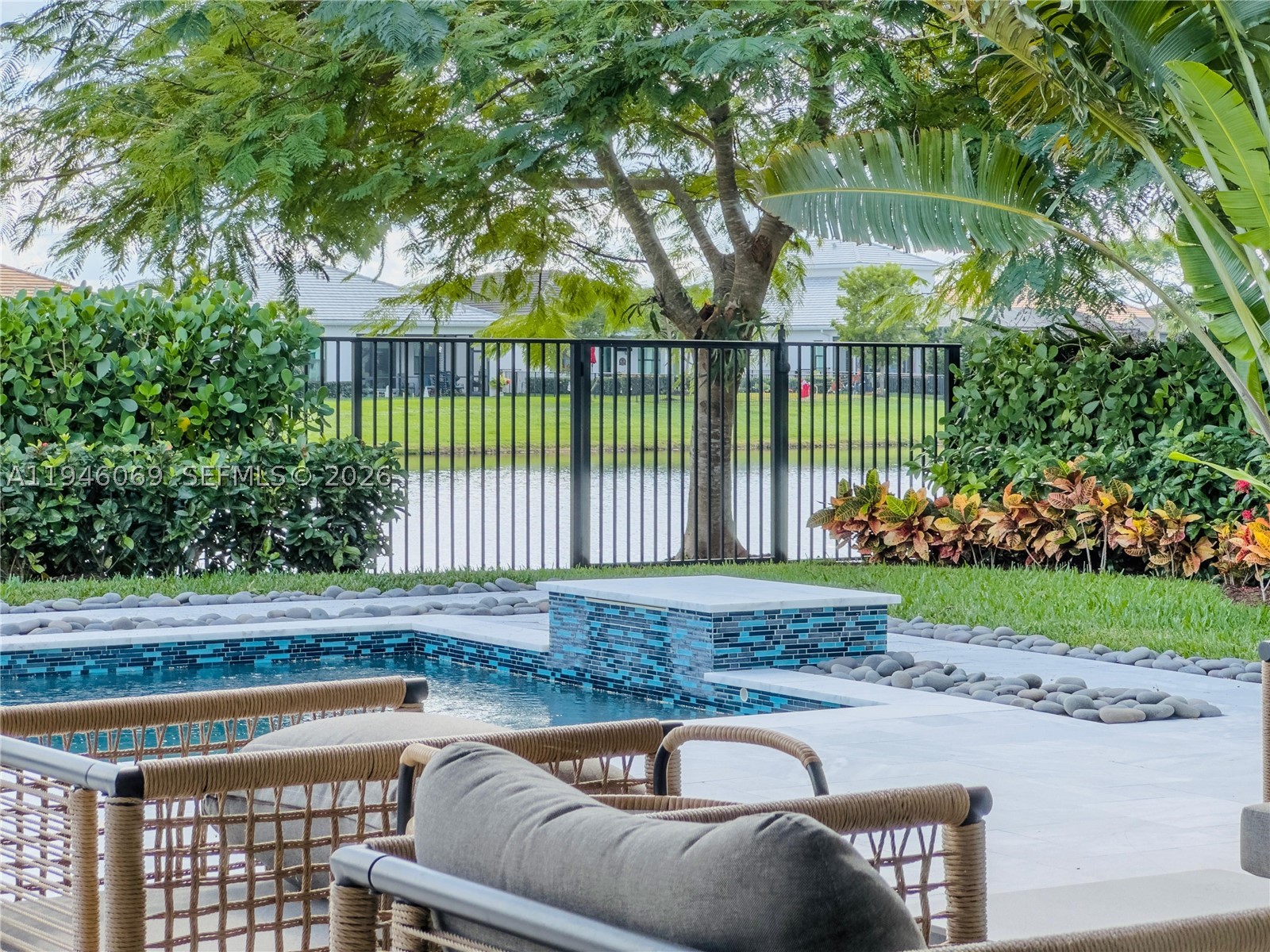 CRESSWIND PALM BEACH - Residential