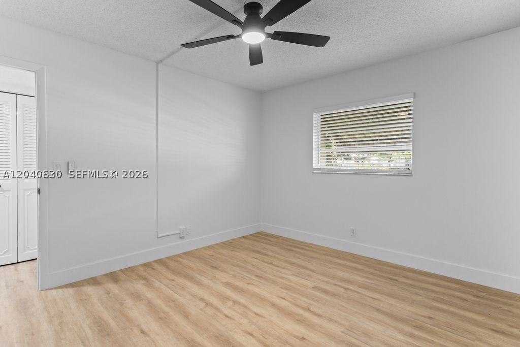 MEADOWBROOK LAKES CONDO - Residential