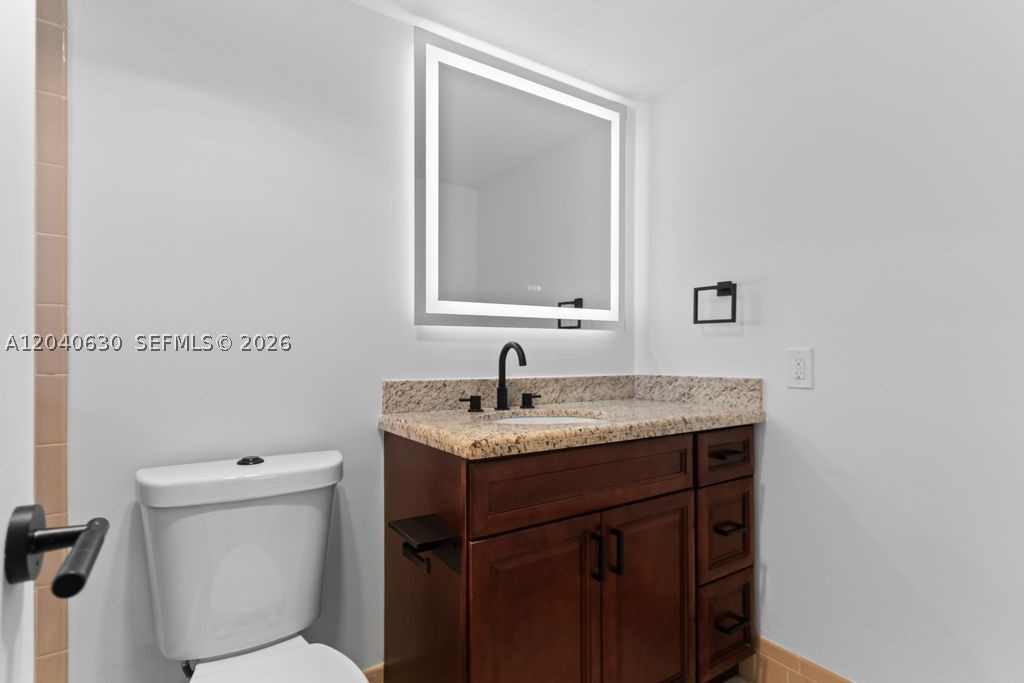 MEADOWBROOK LAKES CONDO - Residential
