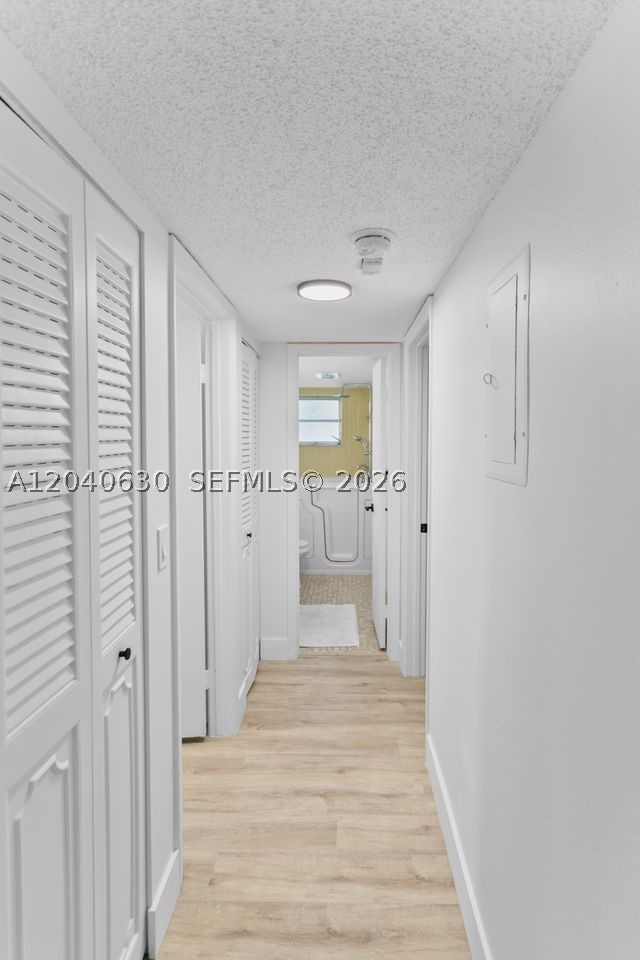 MEADOWBROOK LAKES CONDO - Residential