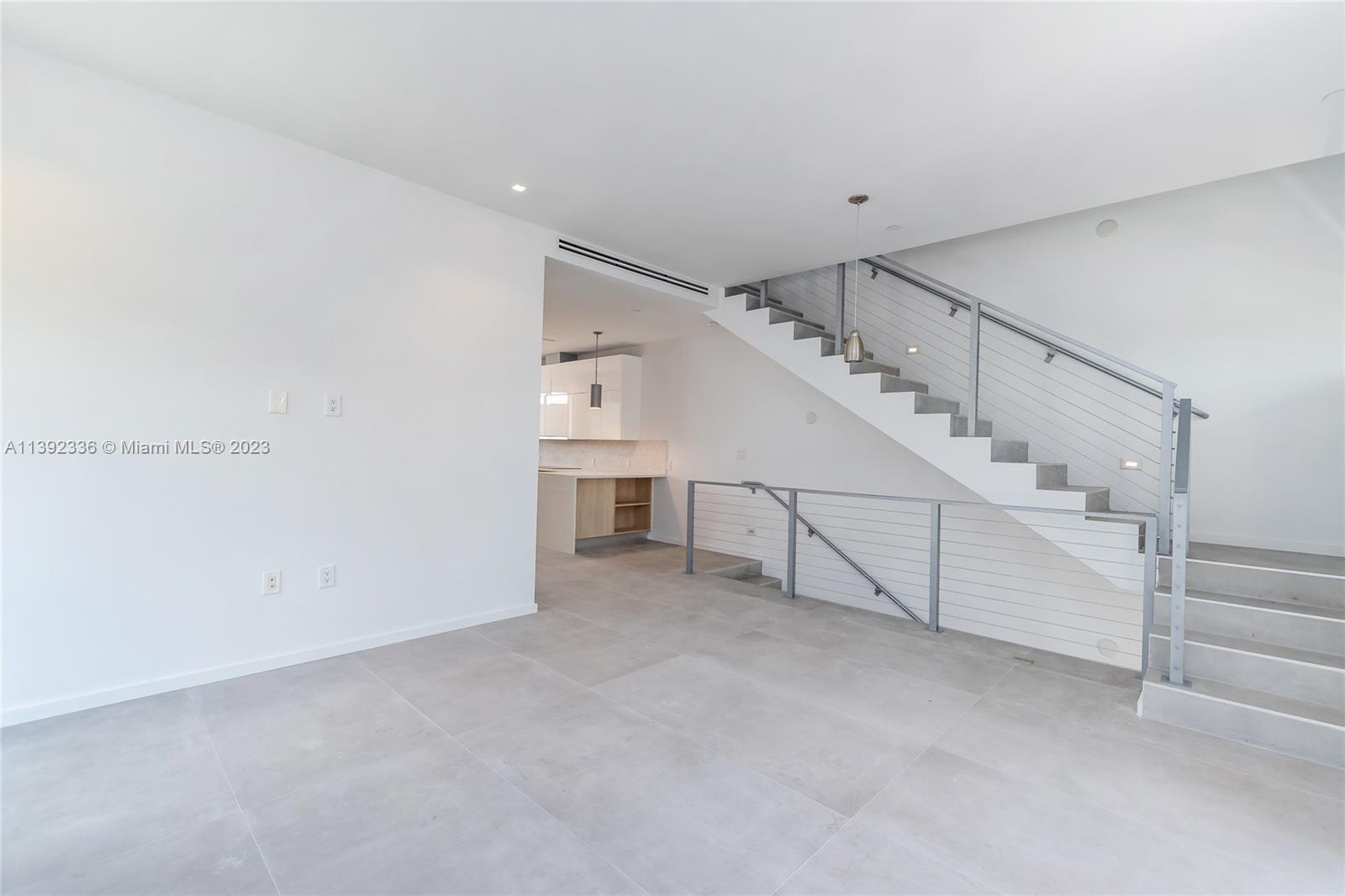 PALMHURST - Residential