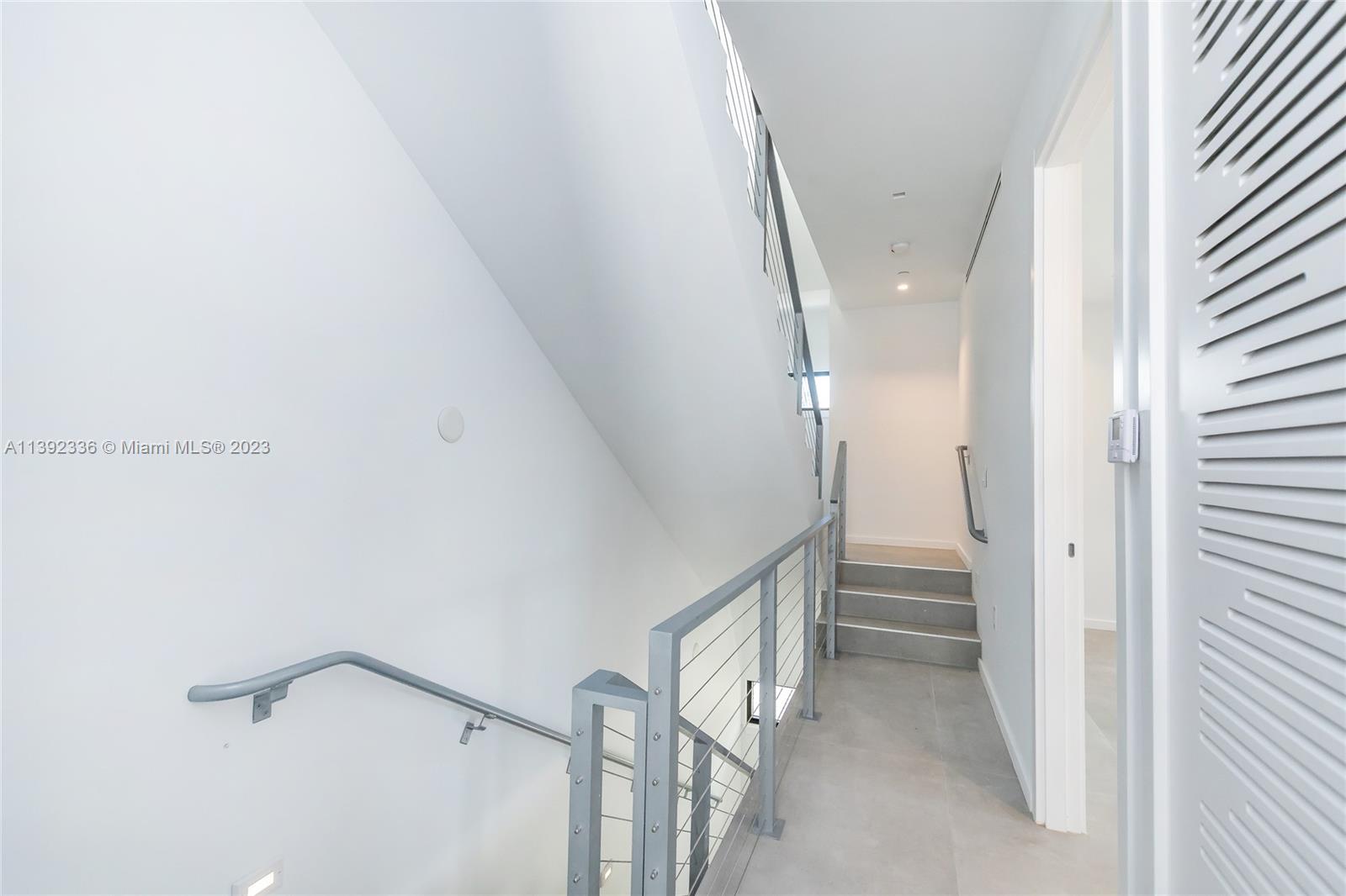 PALMHURST - Residential