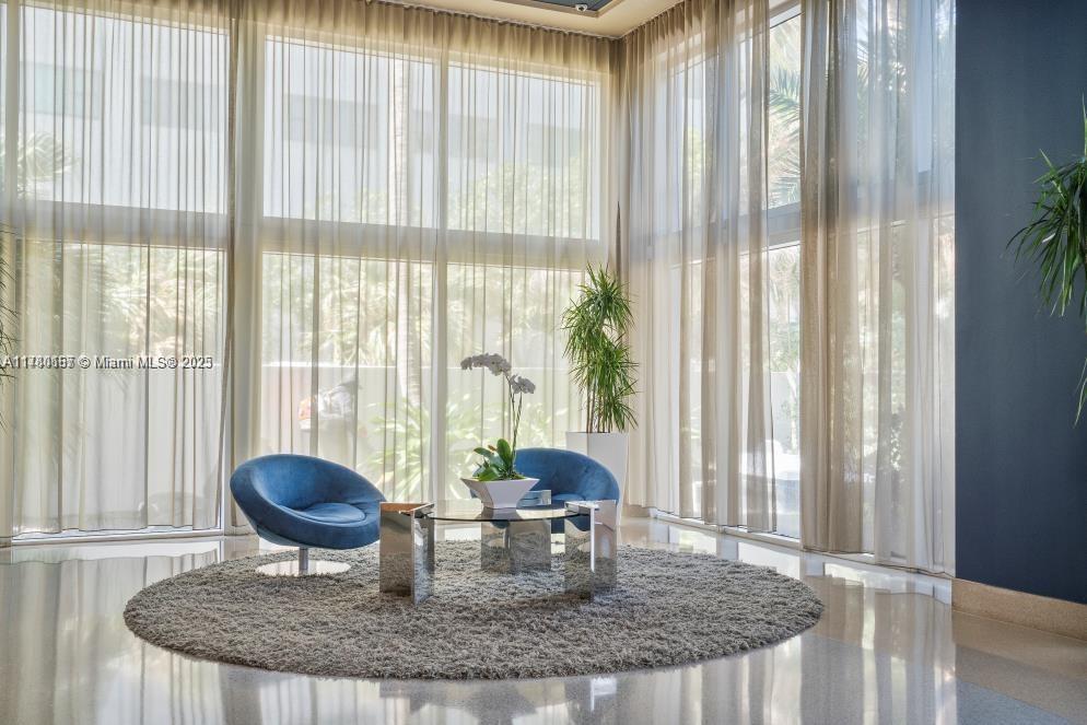 AKOYA CONDO - Residential Lease