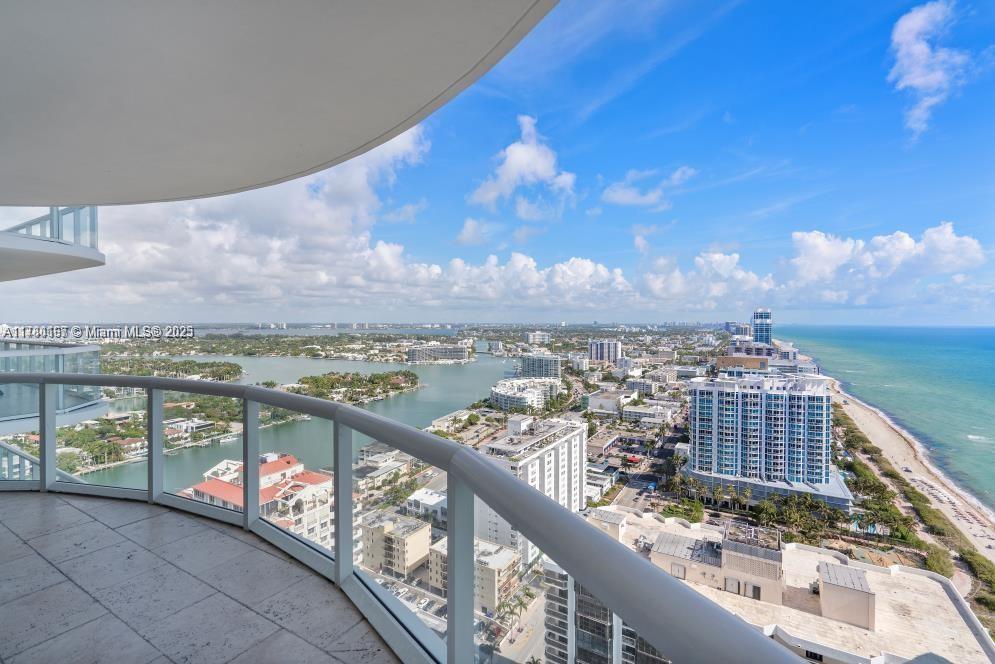 AKOYA CONDO - Residential Lease