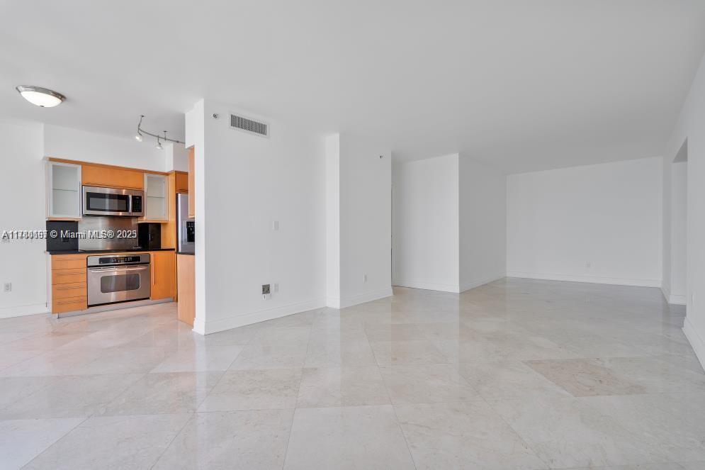 AKOYA CONDO - Residential Lease