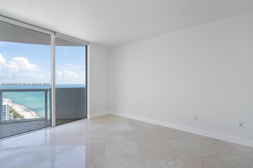 AKOYA CONDO - Residential Lease