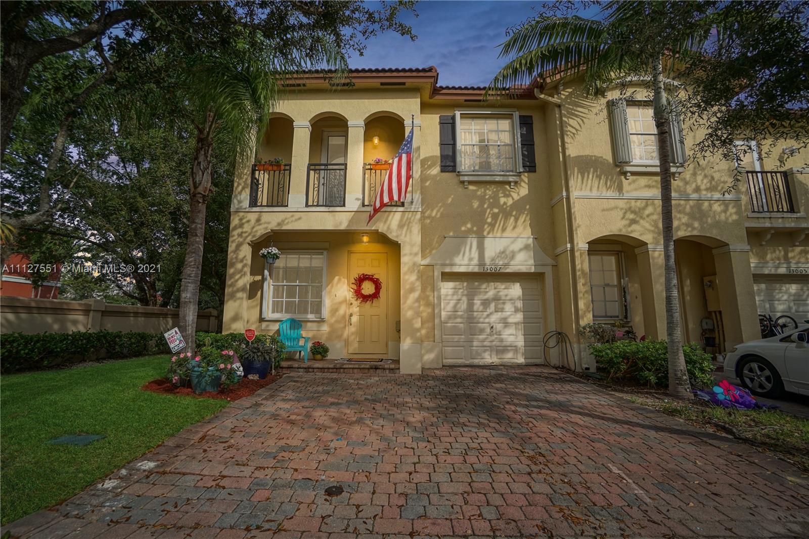 TUSCANY VILLAS WEST - Residential