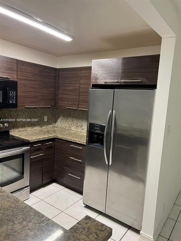 SUNRISE TOWNE PREFERRED 4 - Residential