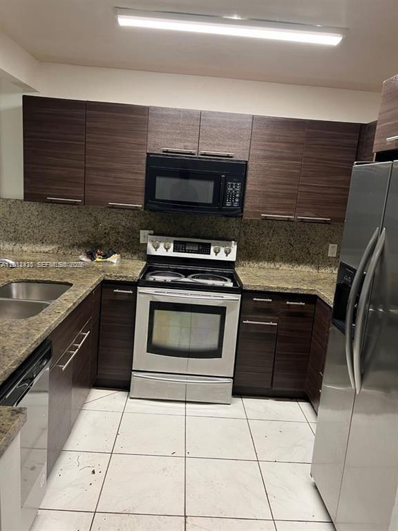 SUNRISE TOWNE PREFERRED 4 - Residential