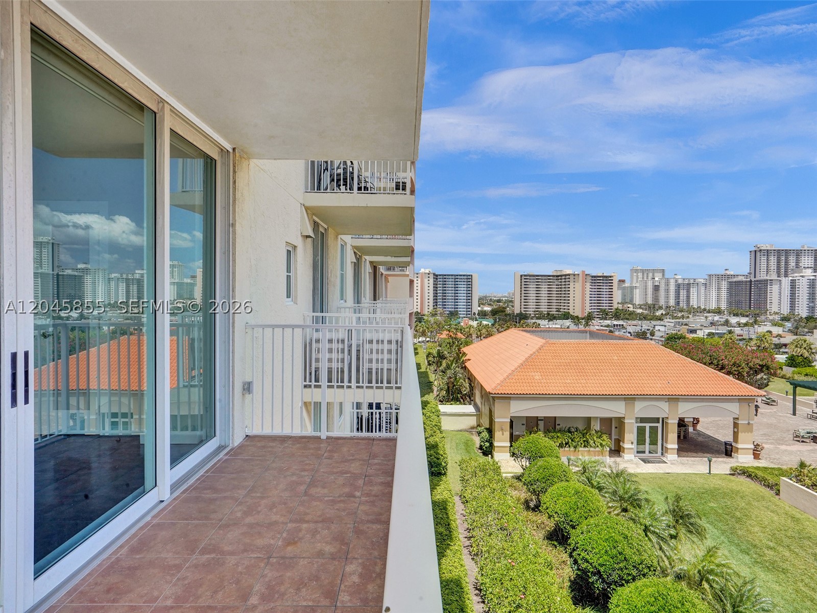 The Tides of Bridgeside - Residential