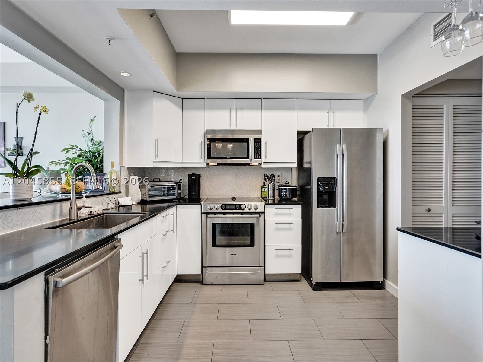 The Tides of Bridgeside - Residential